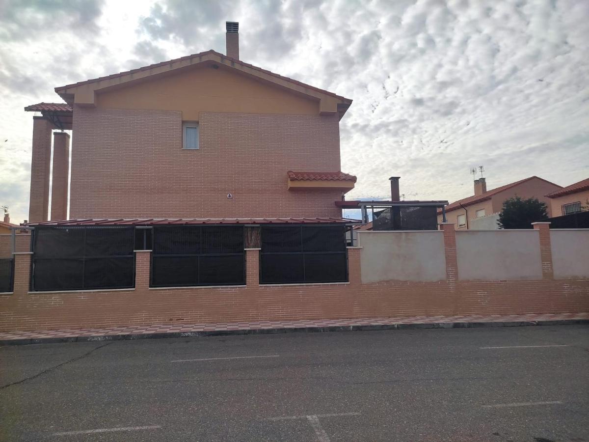 "La Villa De Iker" Con Chimenea, Barbacoa Y A 10 Mint De "Puy Du Fou" Arges Exterior photo